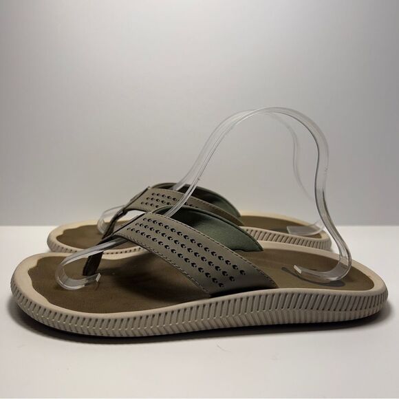 OluKai Mens Ulele Slip On Waterproof Leather Sandals in Clay Mustang M8 - Picture 2 of 9